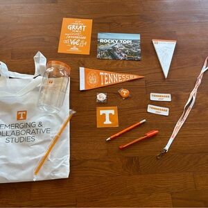 University of Tennessee Themed Merchandise Set